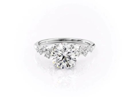 The Mia Set With A 2 Carat Round Moissanite Fashion